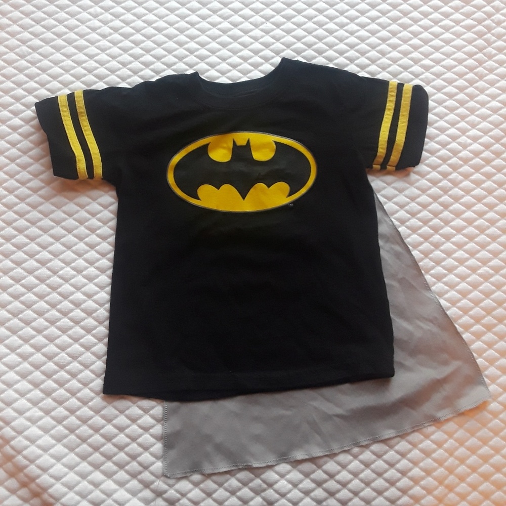 DC Comics: 4T Boys Batman T-shirt with Cape